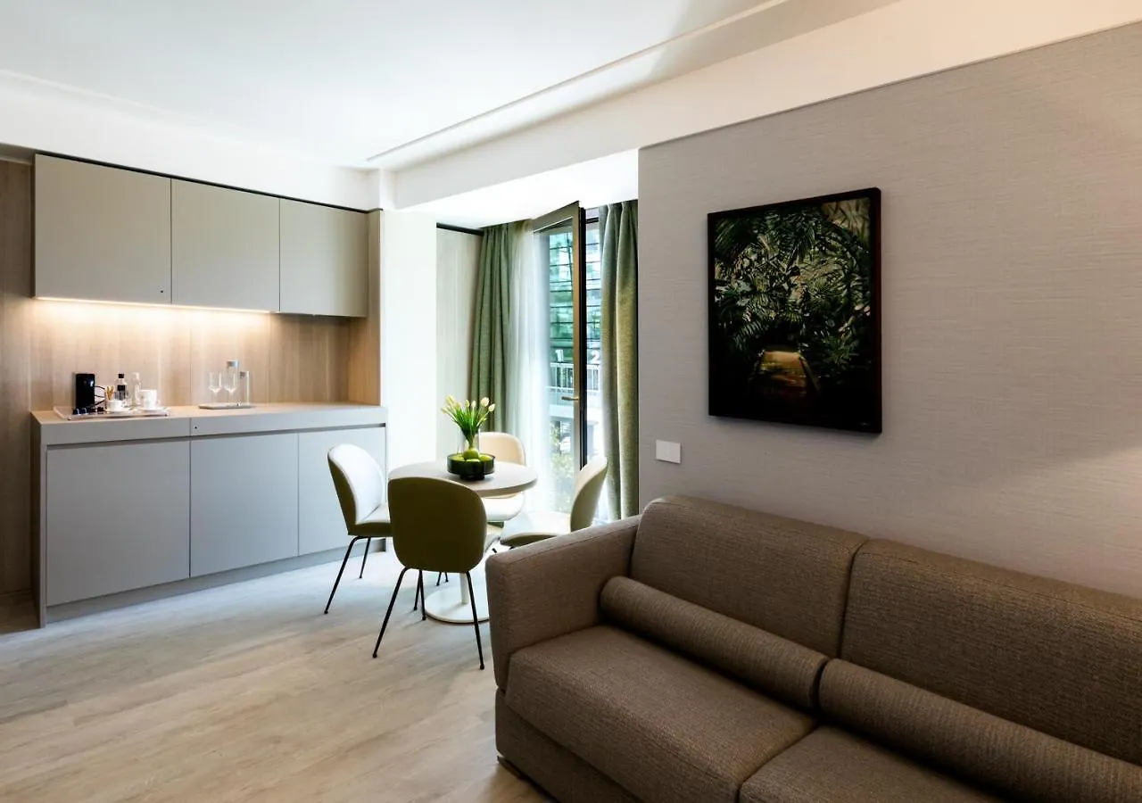 Ceccarini 9 home suite home Riccione Hotel