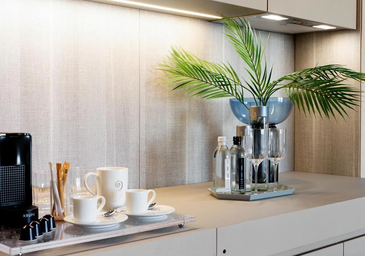 Ceccarini 9 home suite home Riccione Hotel