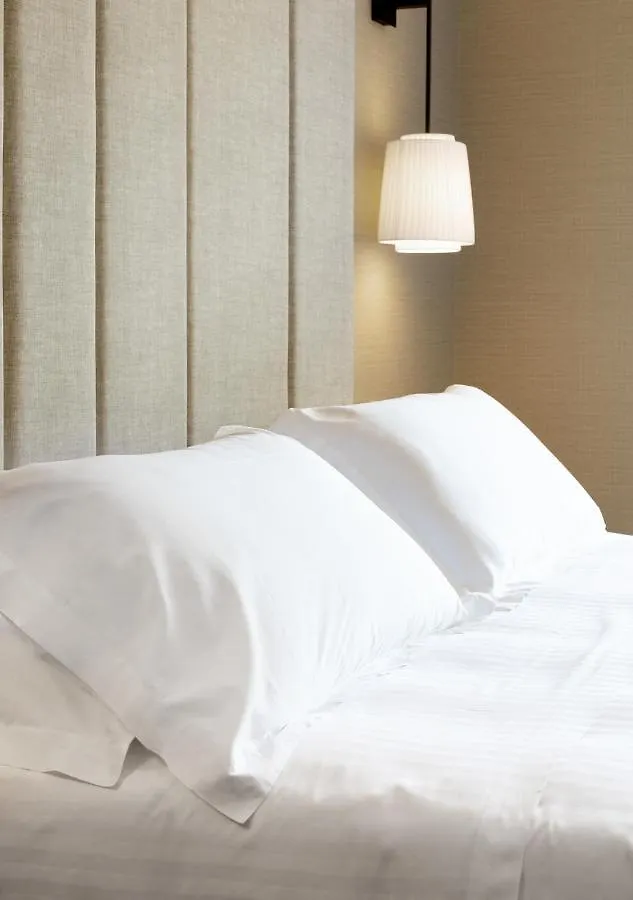 Ceccarini 9 home suite home Riccione Hotel