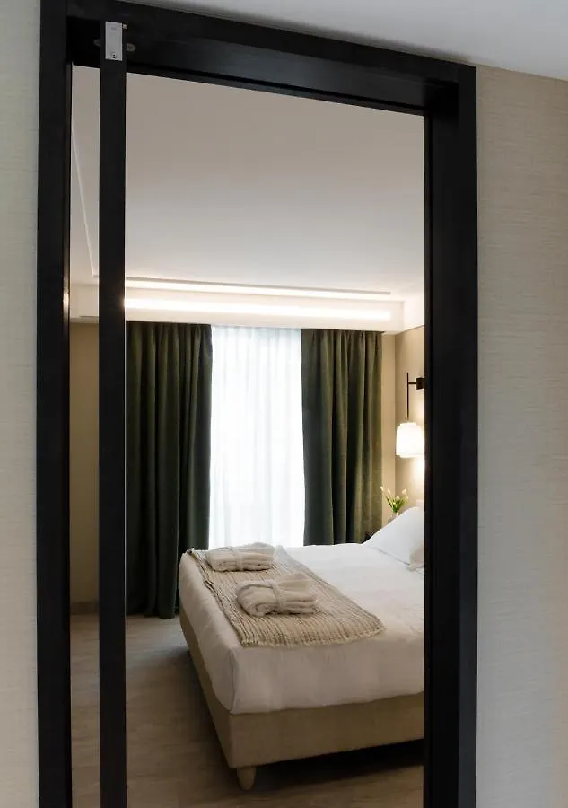 Ceccarini 9 Home Suite Home Riccione 4*,  Italy