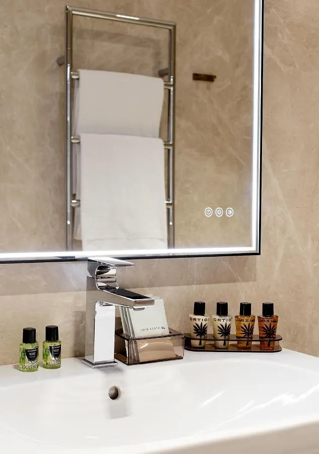**** Hotel Ceccarini 9 Home Suite Home Riccione Italy
