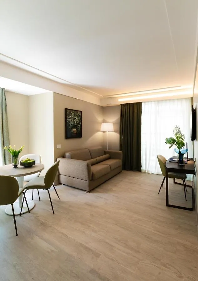 Ceccarini 9 Home Suite Home Riccione