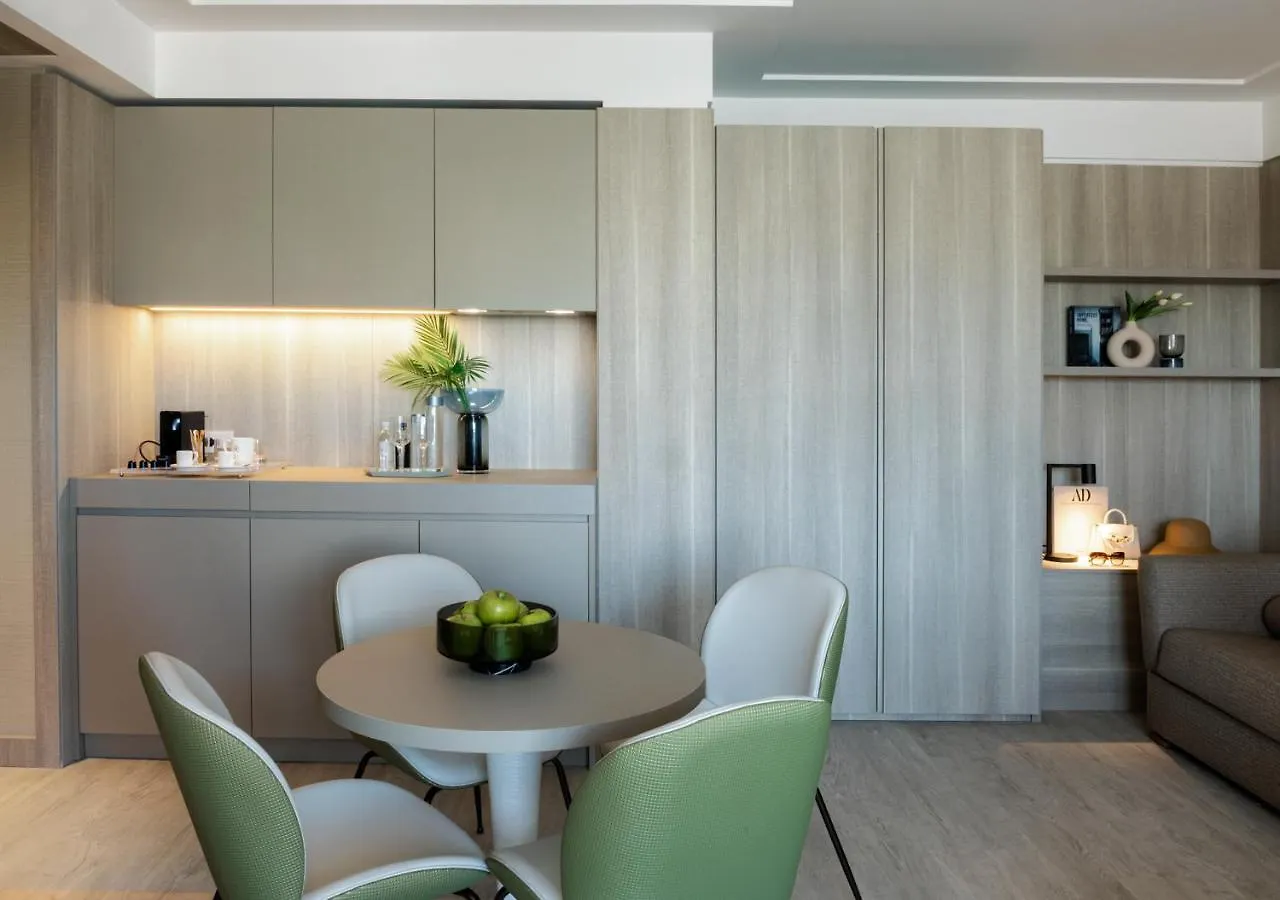 Ceccarini 9 Home Suite Home Riccione