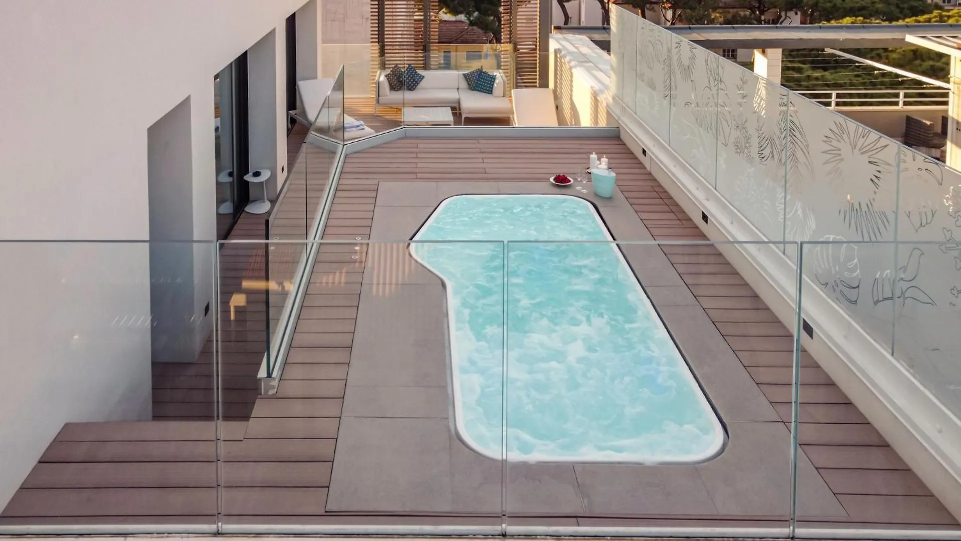 Ceccarini 9 home suite home Riccione 4*,
